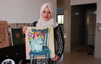 الفنانة هبة ابو الكاس